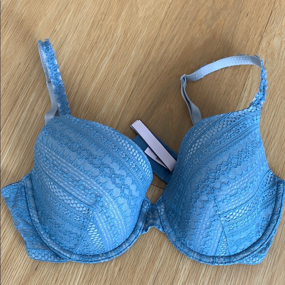 Lace victoria’s secret bra